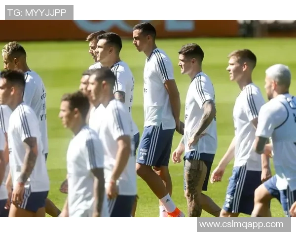 阿根廷队备战波多黎各梅西归队训练照片引发球迷热议