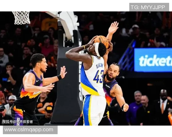 布克谈古德温篮板技巧我和狄龙对此进行了深入讨论