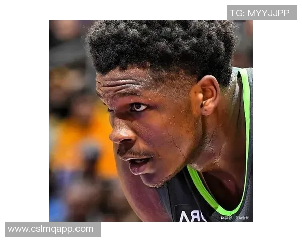 绝杀时刻爱德华兹展现关键球能力堪称顶尖存在